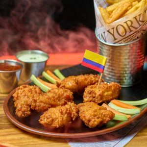 CHICKEN WINGS AND FRIES